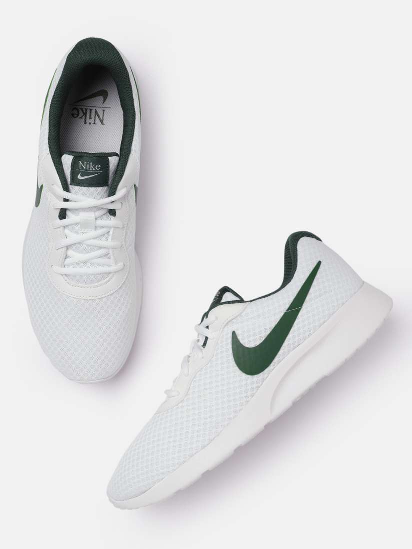 Nike tanjun myntra deals