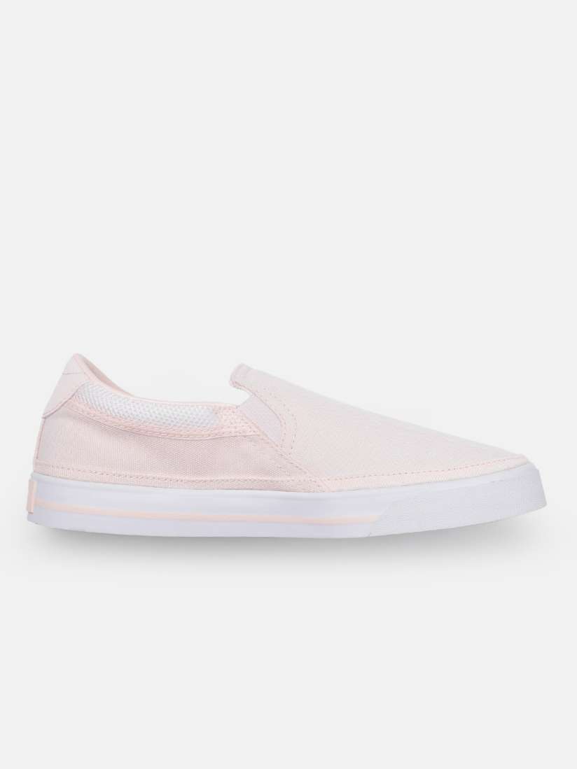 Nike loafers womens top