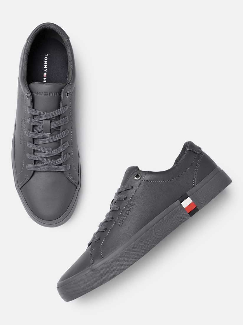 Casual Shoes Tommy Hilfiger Grey Sneakers Tommy Hilfiger Men Grey Leather  Sneakers