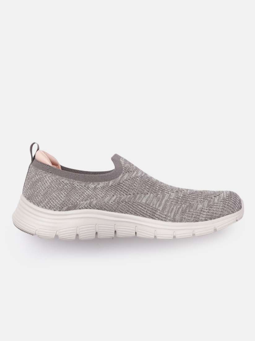 Myntra sketchers discount