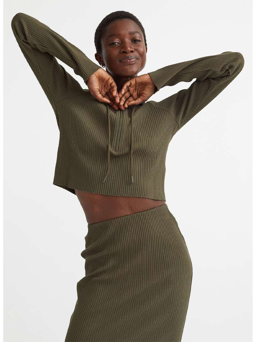 Olive green cropped hoodie store