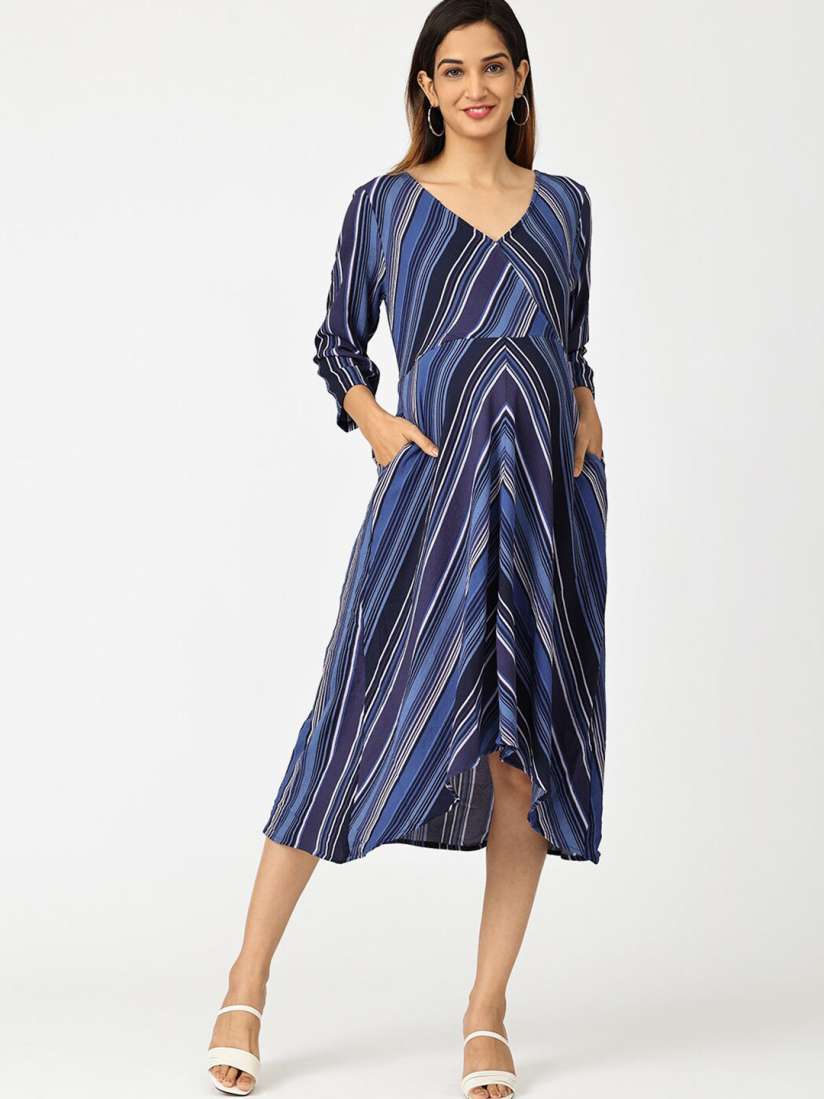 Nursing gowns myntra deals