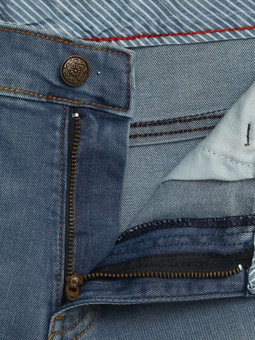Juniors distressed jeans store