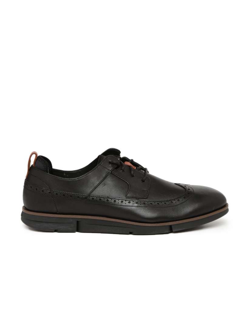 Clarks mens black brogues 2025