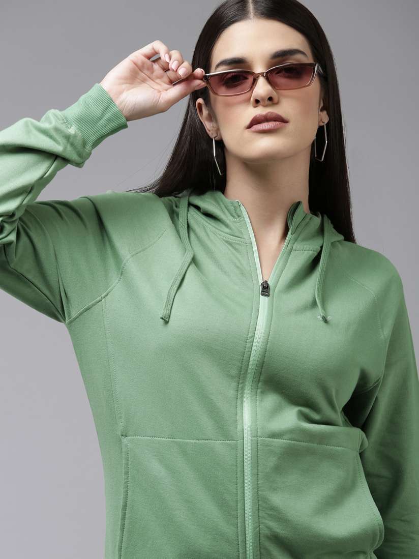 Wildcraft sweatshirts deals
