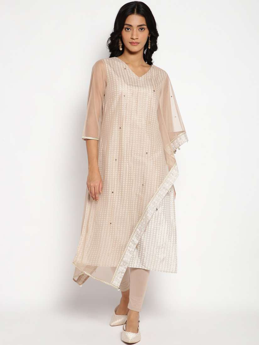 Buy W Women Festive Floral Print Saree Kurta With Tight Kurta Sets for Women 19406348 Myntra