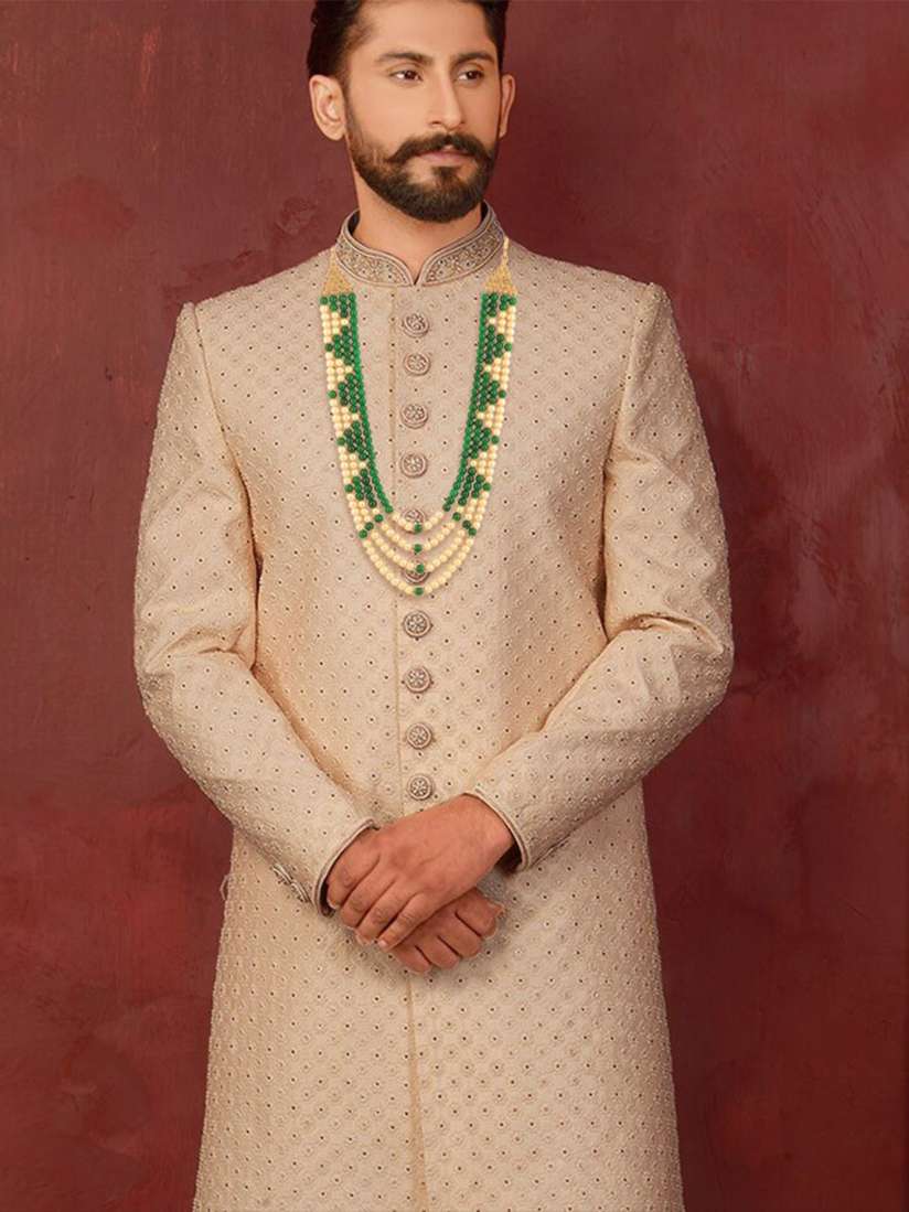 Moti haar for groom top