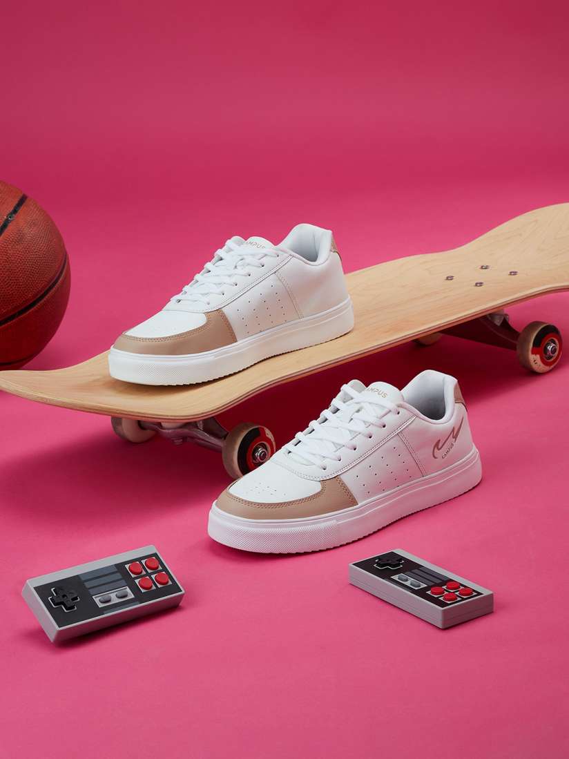 Sneaker shoes white colour new arrivals