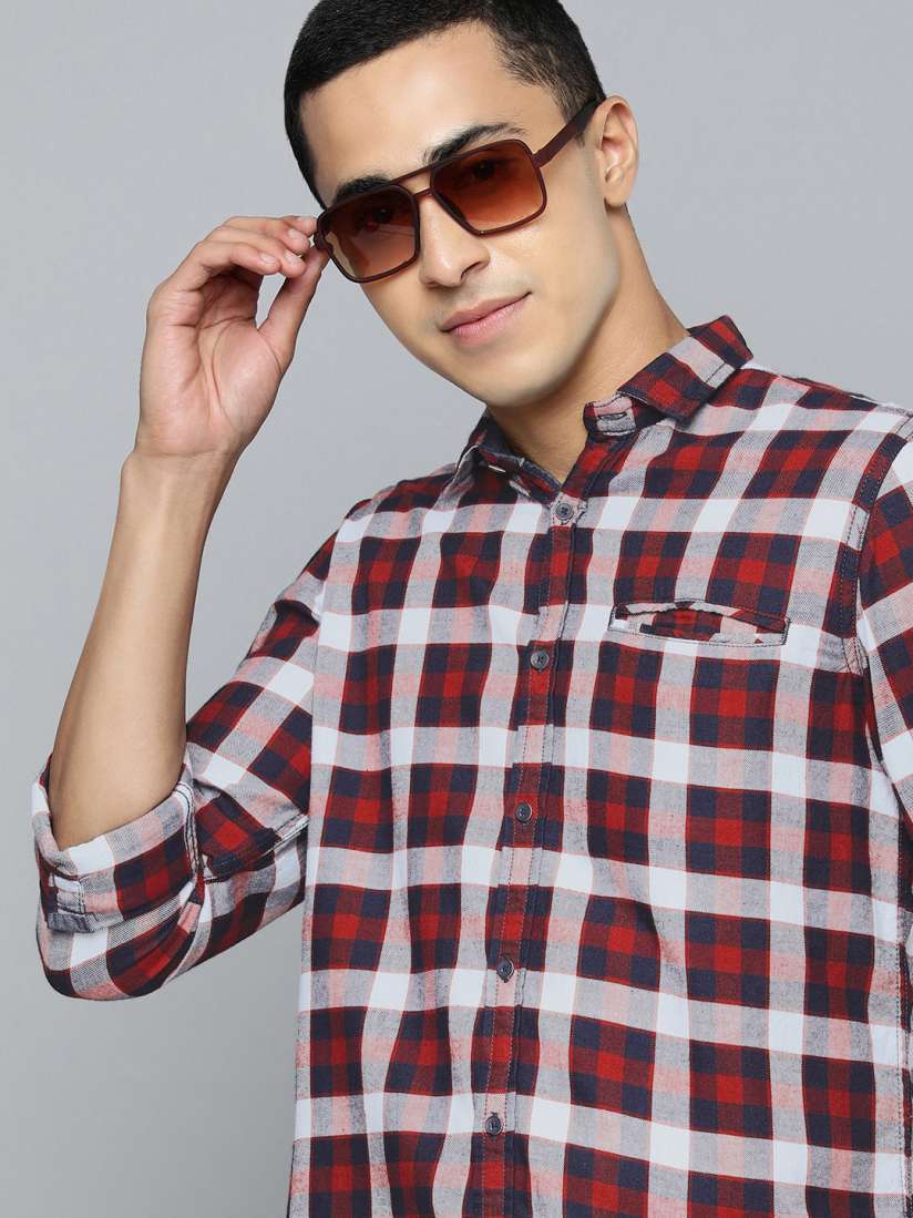 Buy Lawman pg3 Men Red Slim Fit Checked Pure Cotton Casual Shirt Shirts for Men 19474778 Myntra