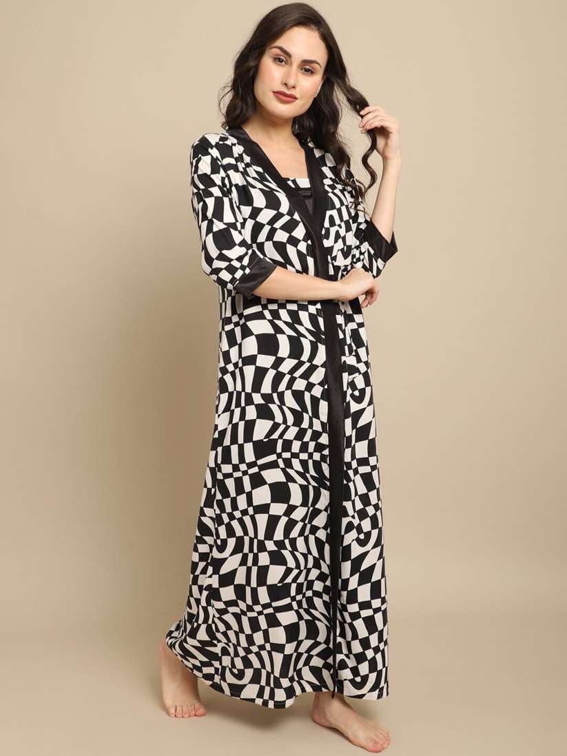 Claura nighty shop
