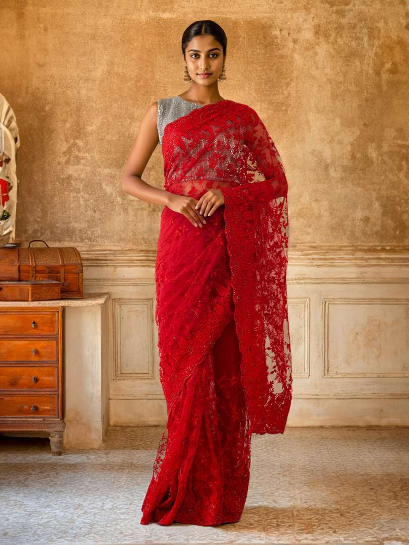 Red saree myntra top