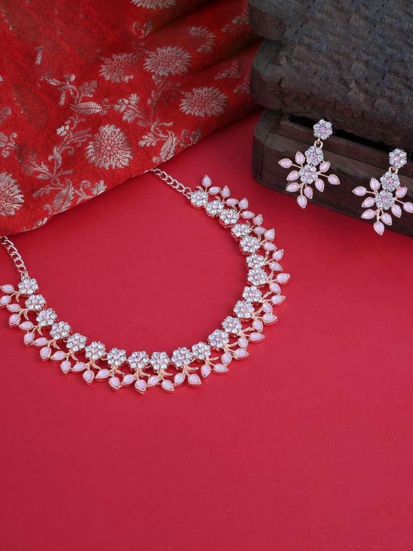 Rose international jewellery shop