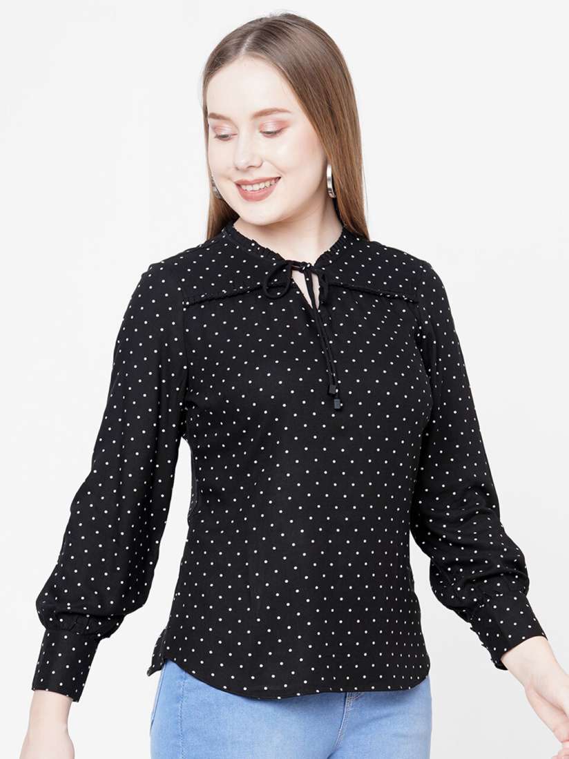 Jeans top myntra best sale