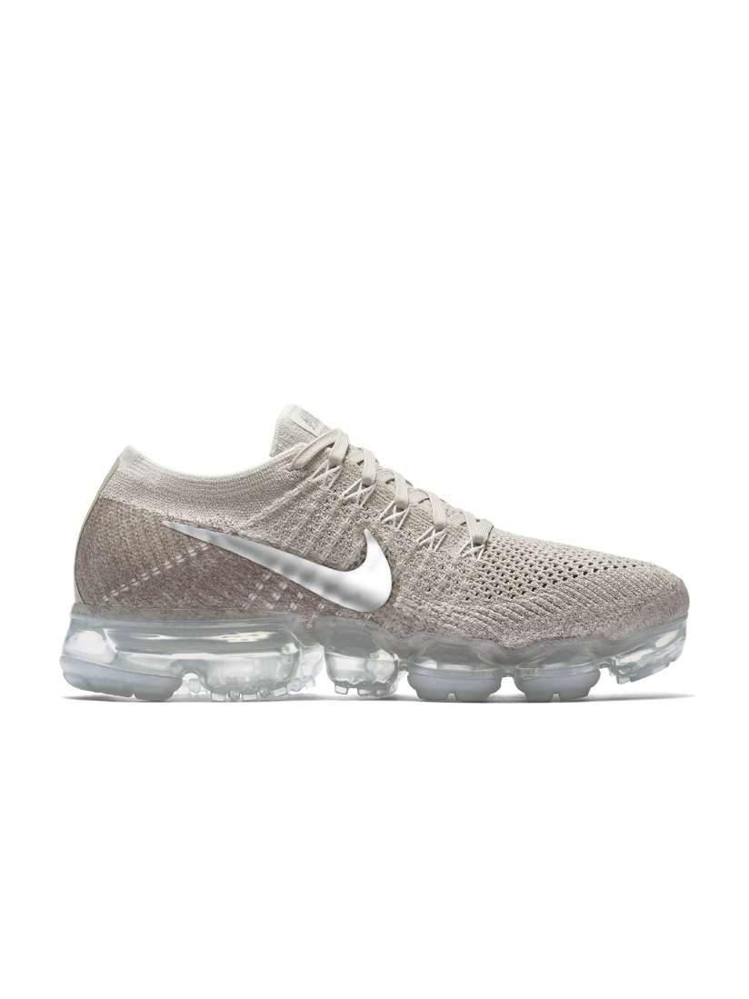 Buy Nike Women Beige AIR VAPORMAX FLYKNIT Running Shoes Sports Shoes for Women 1962876 Myntra