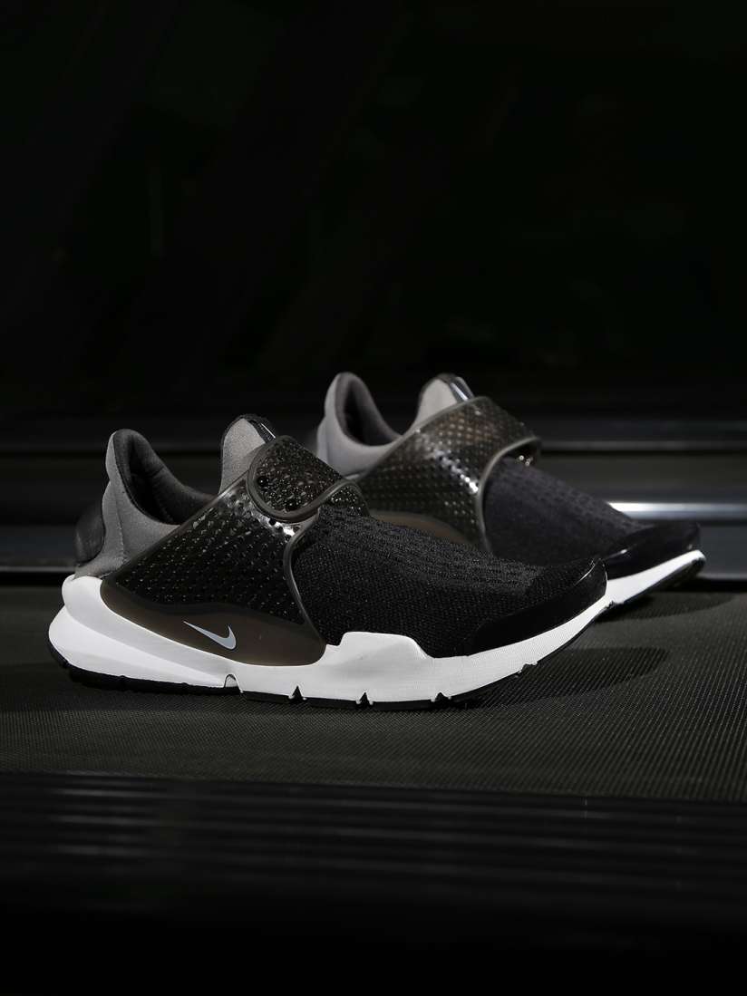 Buy Nike Men Black SOCK DART KJCRD Slip On Sneakers Casual Shoes for Men 1962917 Myntra
