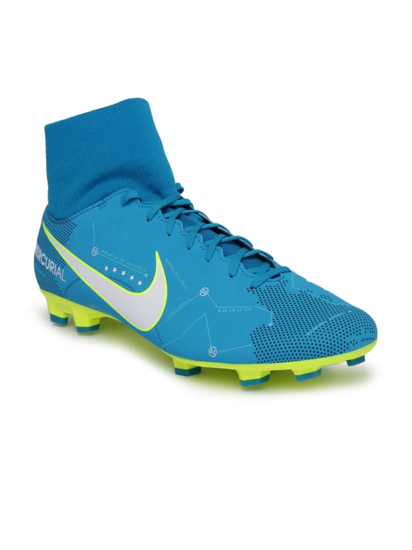 Nike dynamic fit shoes price store