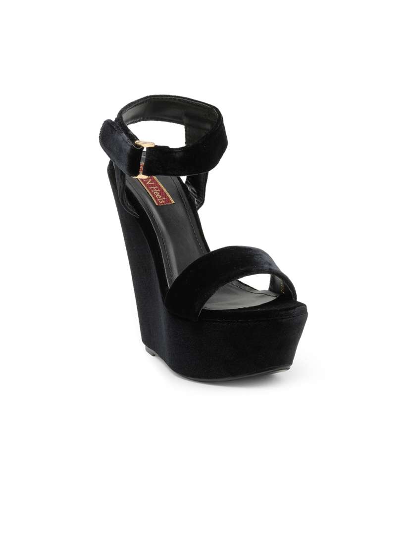 Black velvet wedges shop