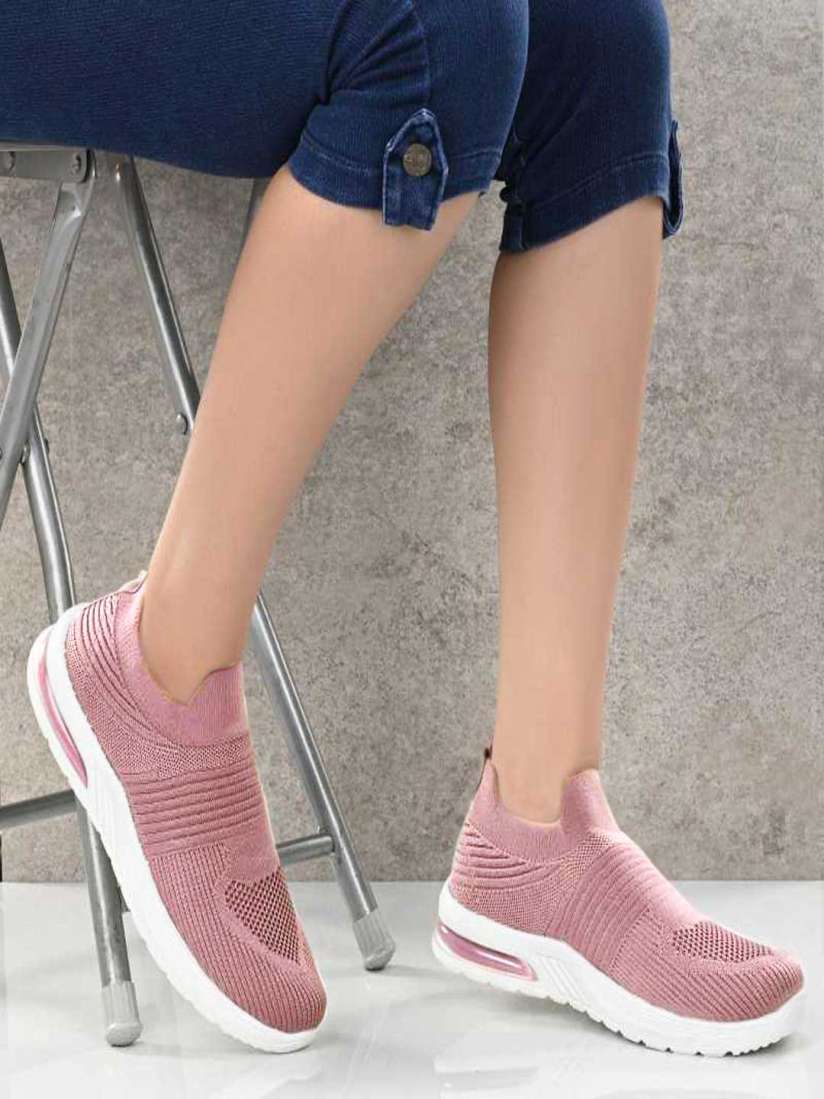 Girls peach shoes discount