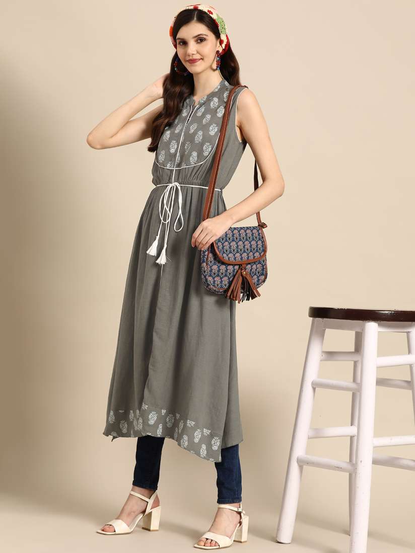 Buy Sangria Women Grey White Floral Yoke Design Pure Cotton Kurta Kurtas for Women 19790212 Myntra