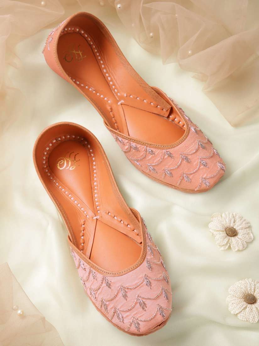 Mojari myntra new arrivals