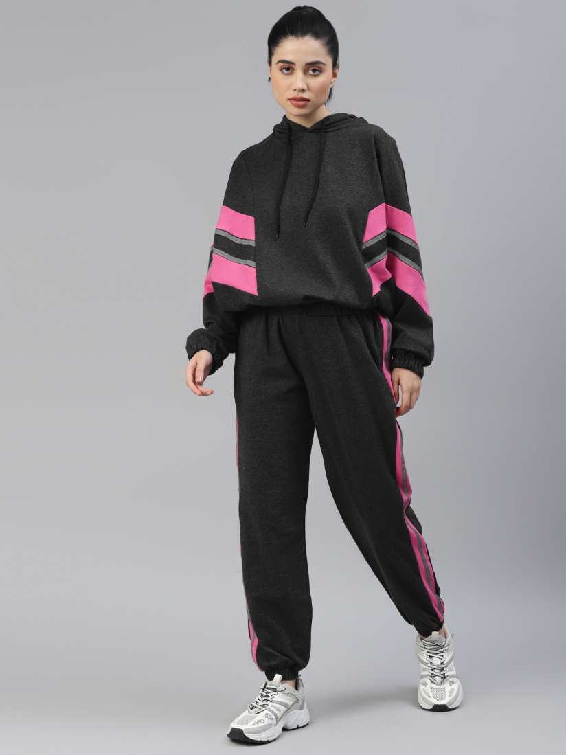 Tracksuit myntra discount