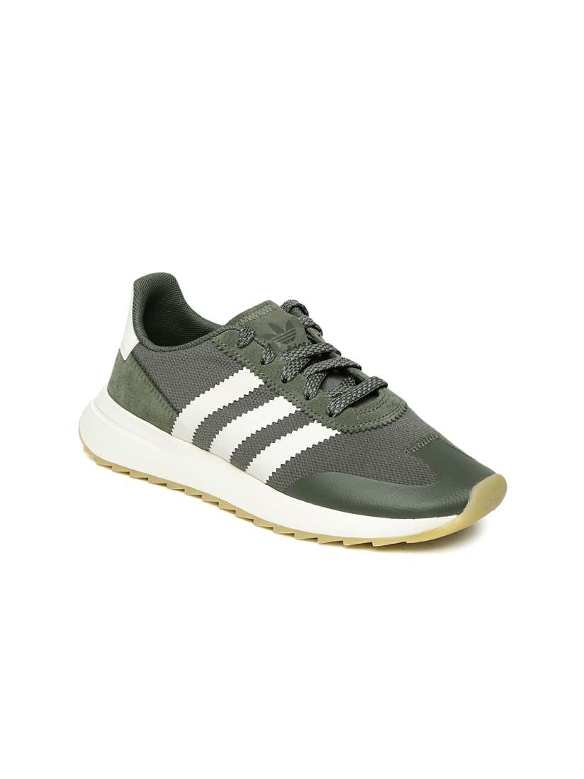 Flashback green & white shoes deals