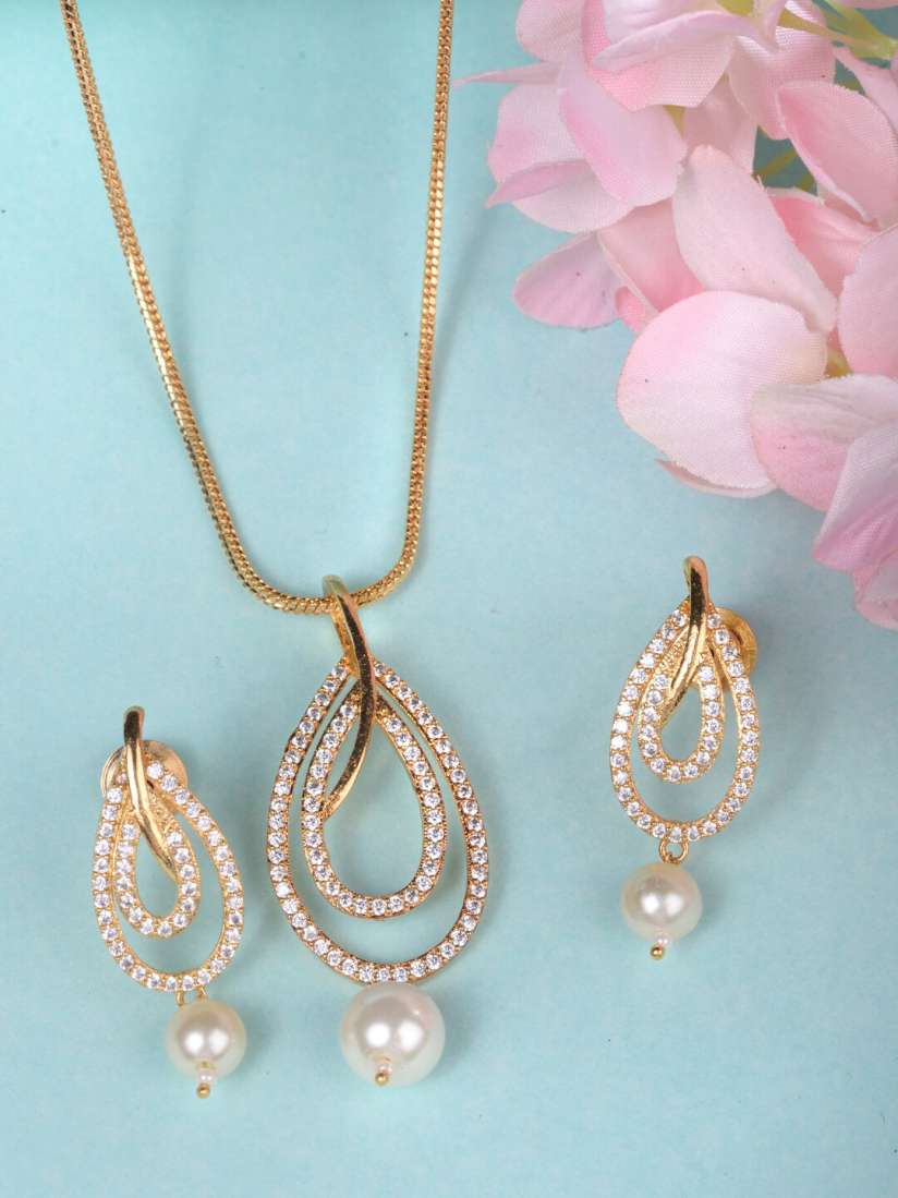 Pearl locket set store