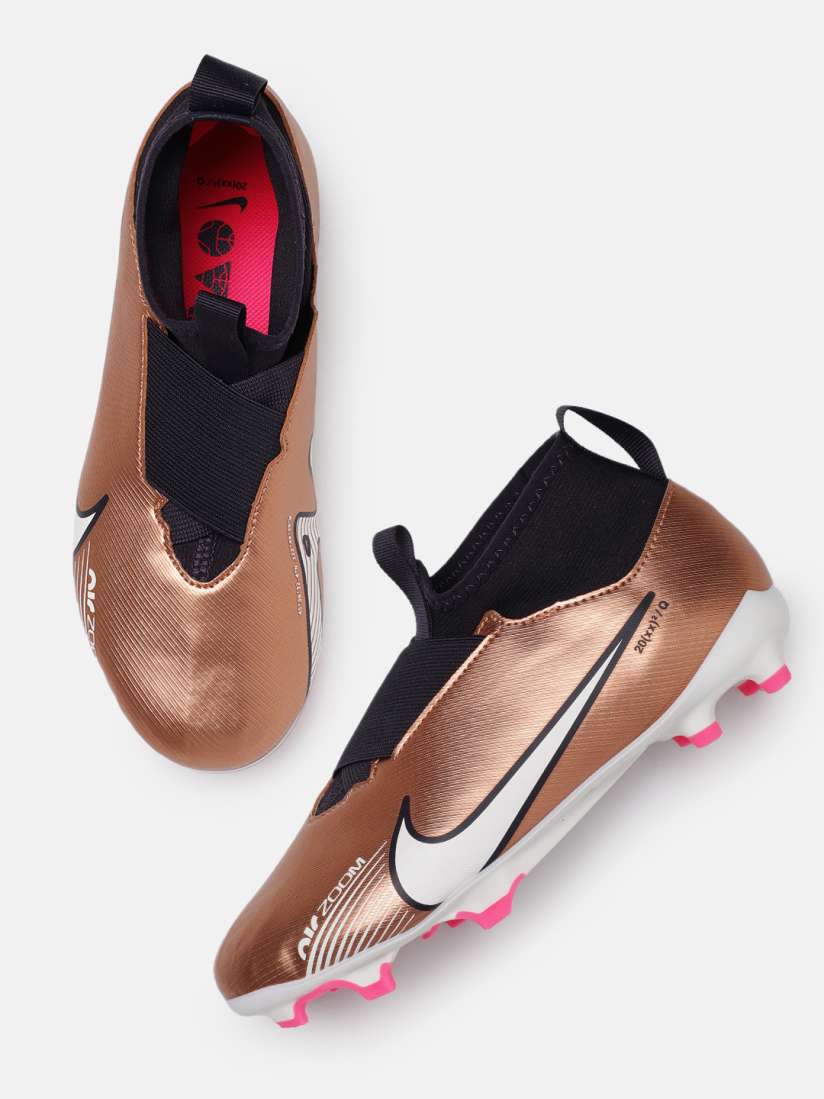 Nike football shoes myntra online