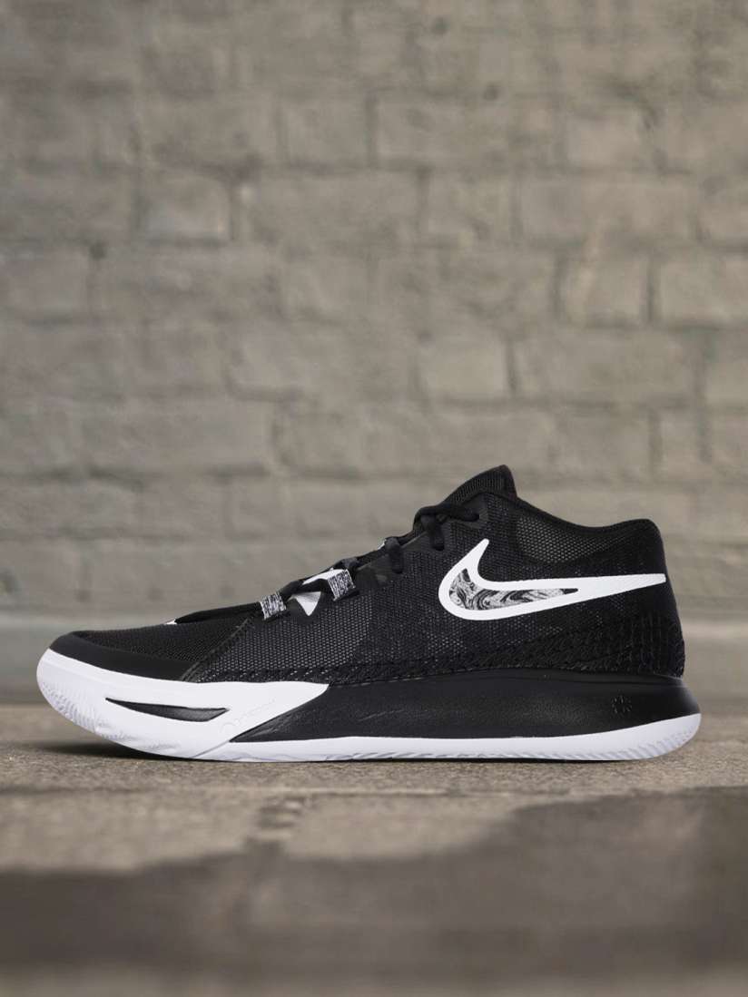 Buy Nike Men Black Kyrie Flytrap Basketball Shoes Sports Shoes for Men 19935070 Myntra