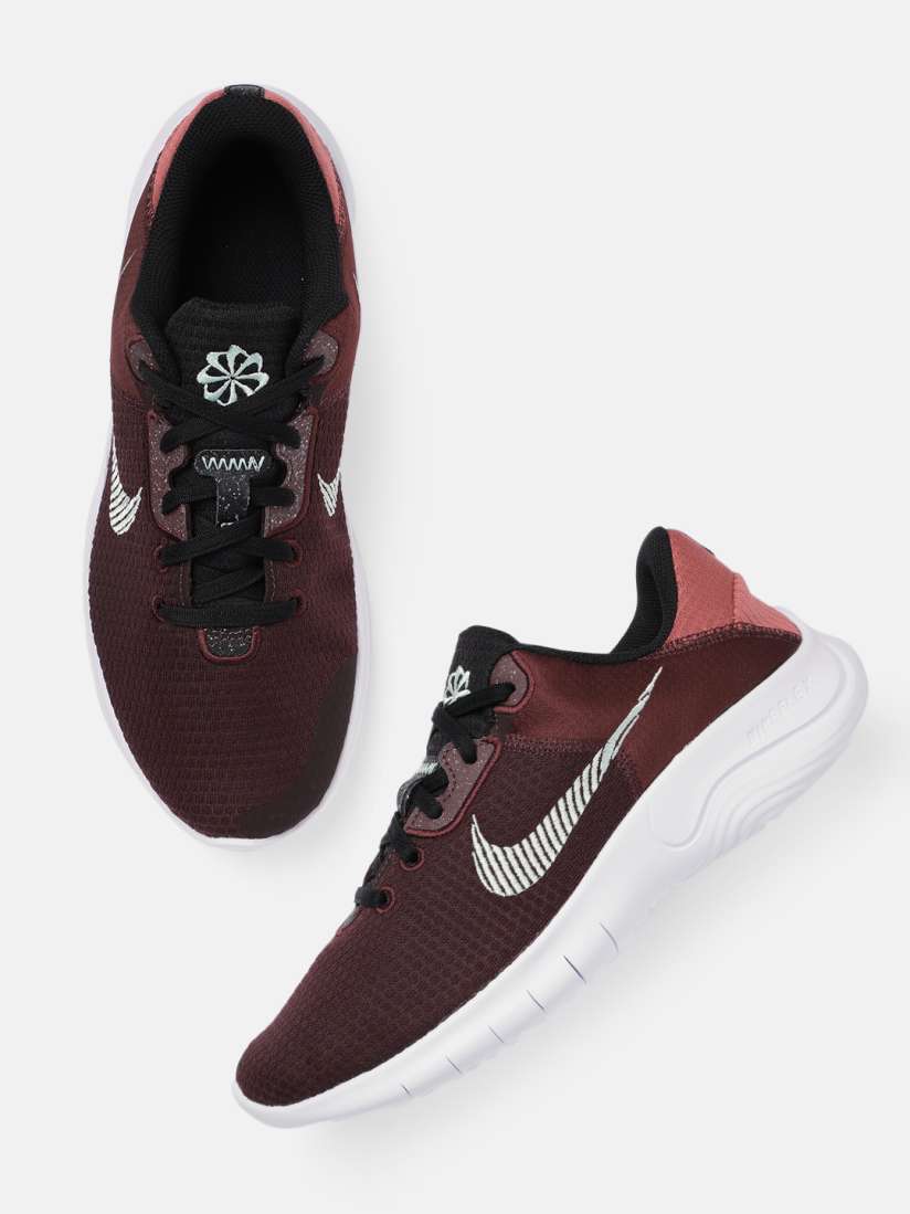 Maroon nike girl shoes sales