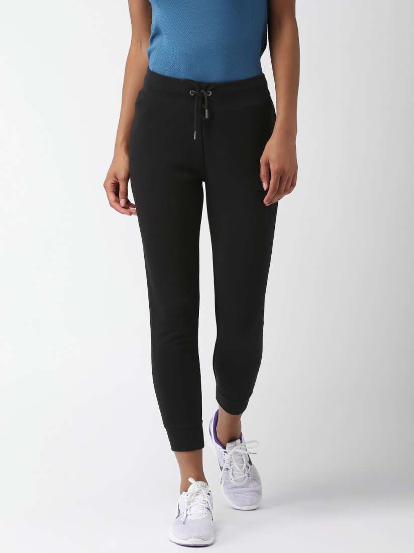 Nike black slim fit track pants hot sale