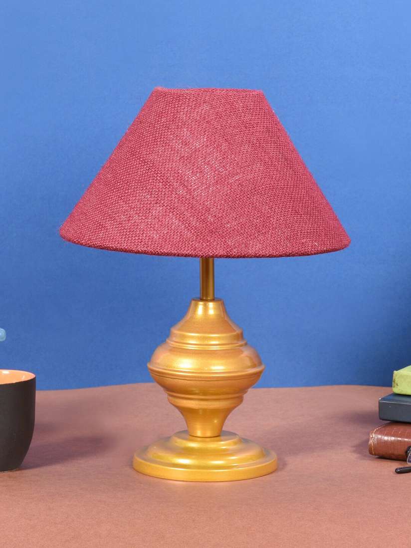 Myntra Red And Gold Table Lamps Buy Foziq Gold Red Solid Triangle