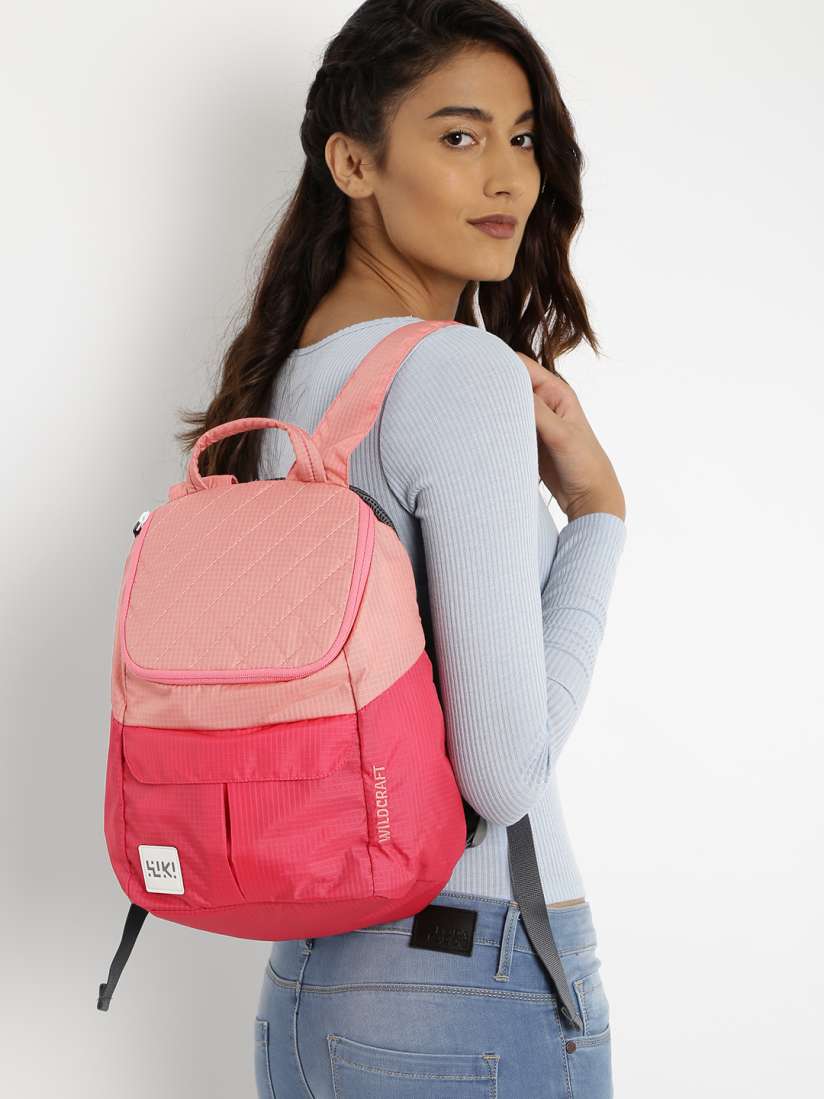 Wildcraft small backpack shop