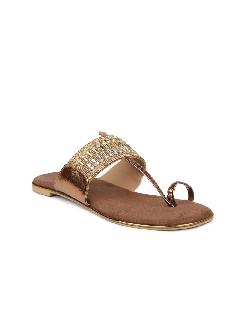 Flat sandals myntra deals