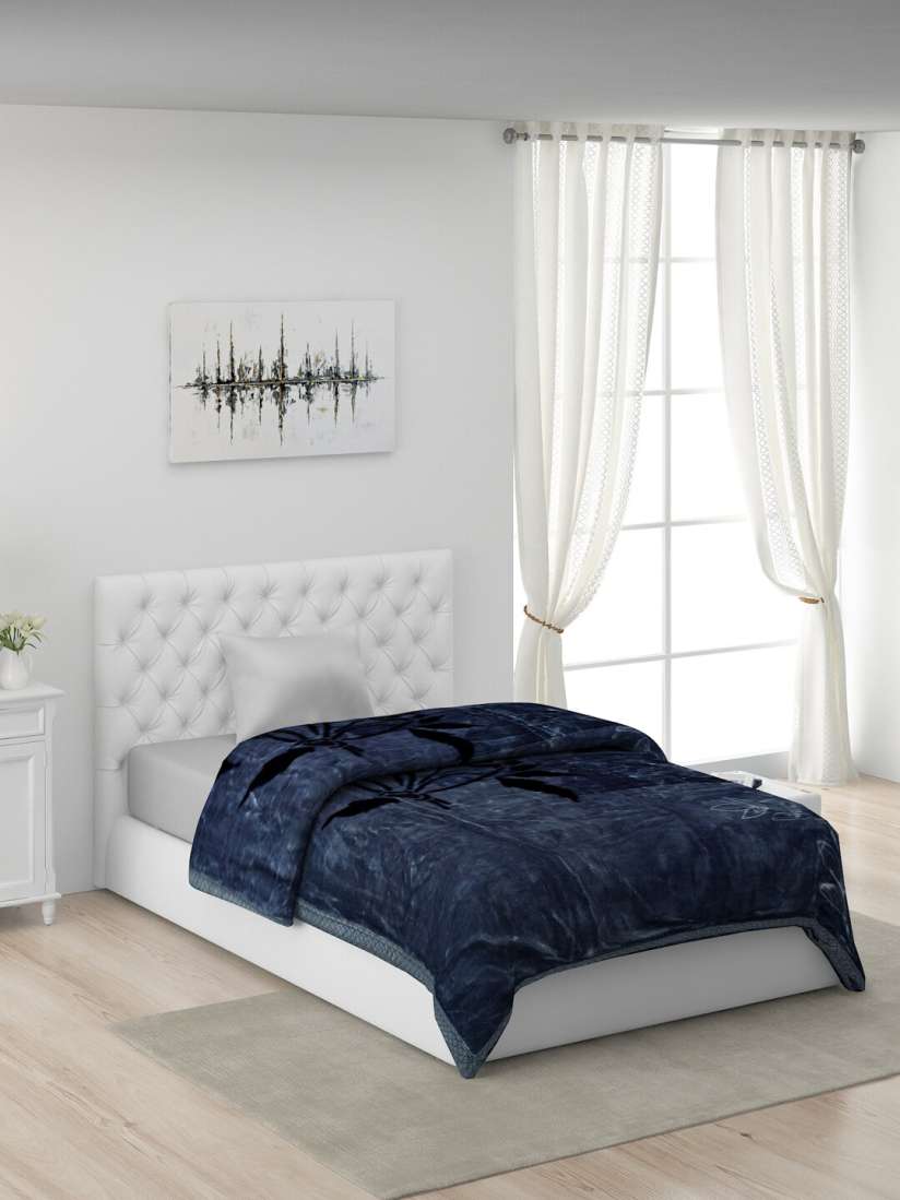 Buy Monte Carlo Blue Black Polyester AC Room Single Bed Mink Blanket Blankets Quilts and Dohars for Unisex 19980454 Myntra