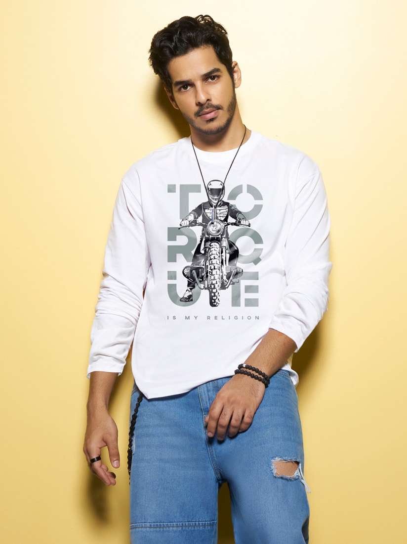 Buy Bewakoof Men White Biker Printed Regular Fit T shirt Tshirts for Men 19980942 Myntra