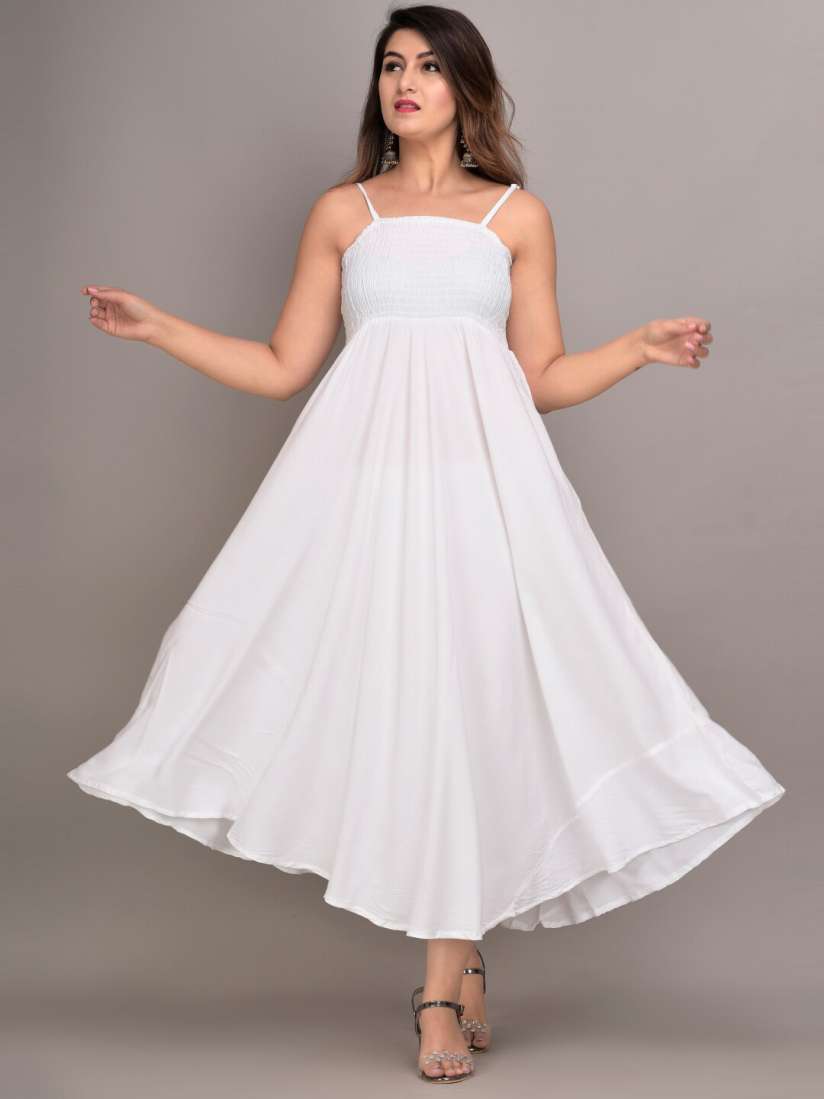 White maxi dress myntra on sale