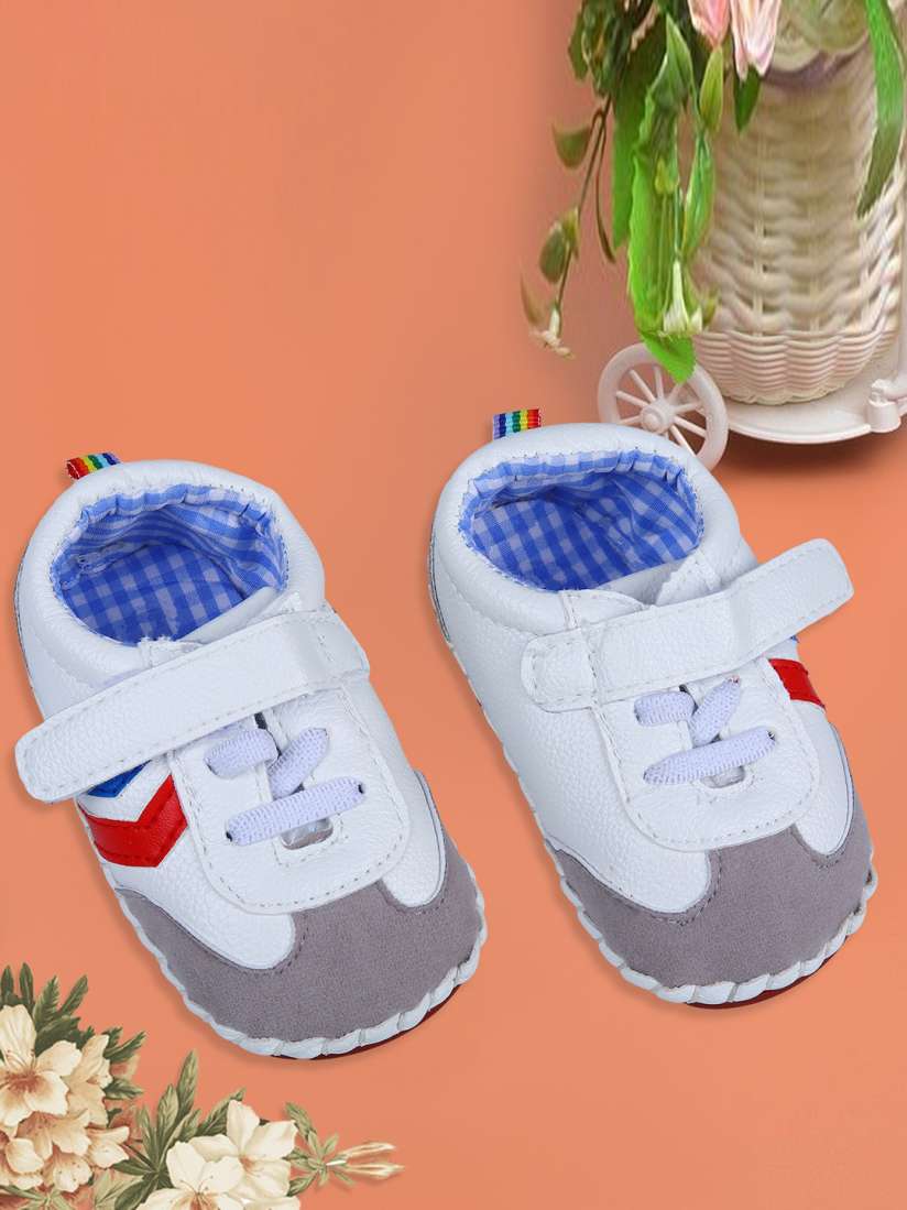 Buy Baby Moo Unisex Kids Textured PU Lightweight Sneakers Casual Shoes for Unisex Kids 19994522 Myntra