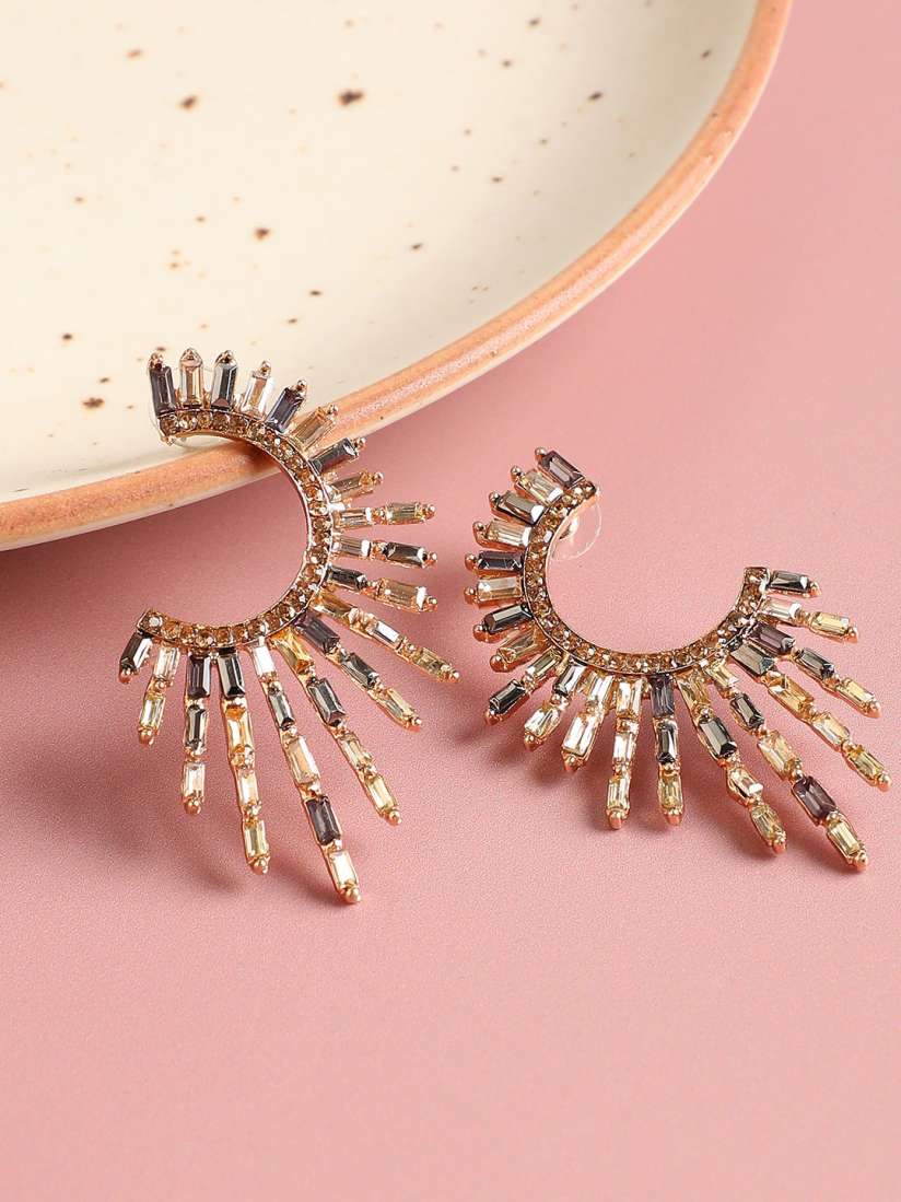 Buy SOHI Women Gold Toned Contemporary Ear Cuff Earrings Earrings for Women 19996574 Myntra