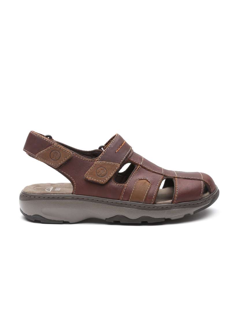 Buy clarks sandals hot sale