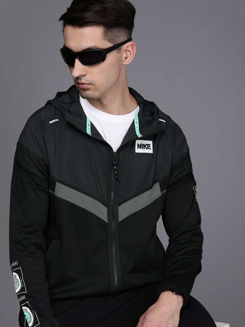 Cool nike jackets deals