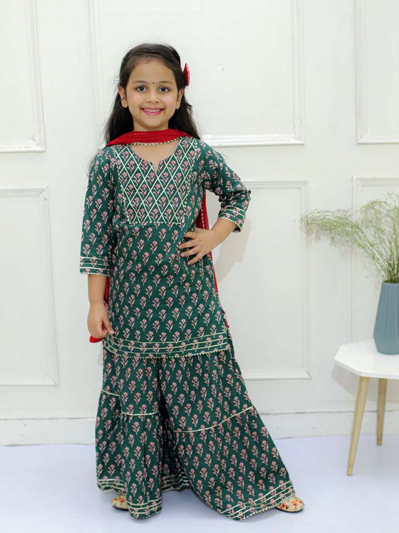 Buy Ka mee Girls Green Floral Printed Pure Cotton Kurti with Sharara With Dupatta Kurta Sets for Girls 20106768 Myntra