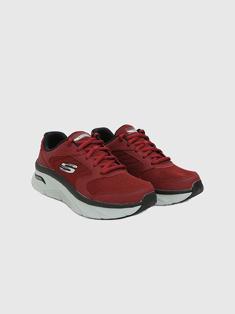 52606 skechers top