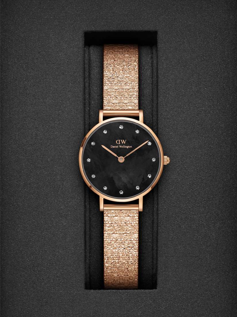 Daniel wellington myntra top