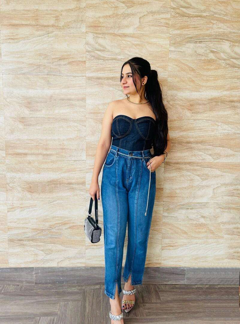 Look cropped jeans store