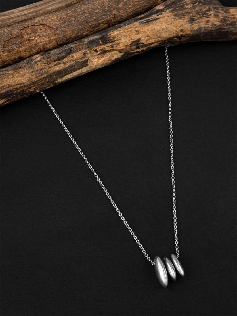 Myntra pendant hot sale