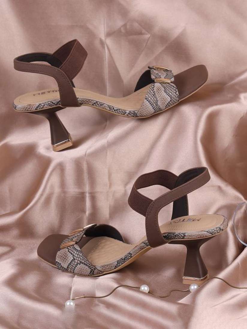 Myntra sandals heels online