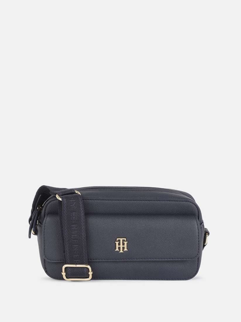 Tommy hilfiger bags myntra top