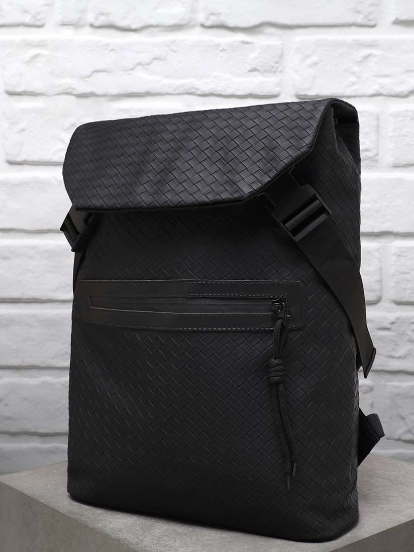 Bags for men myntra online