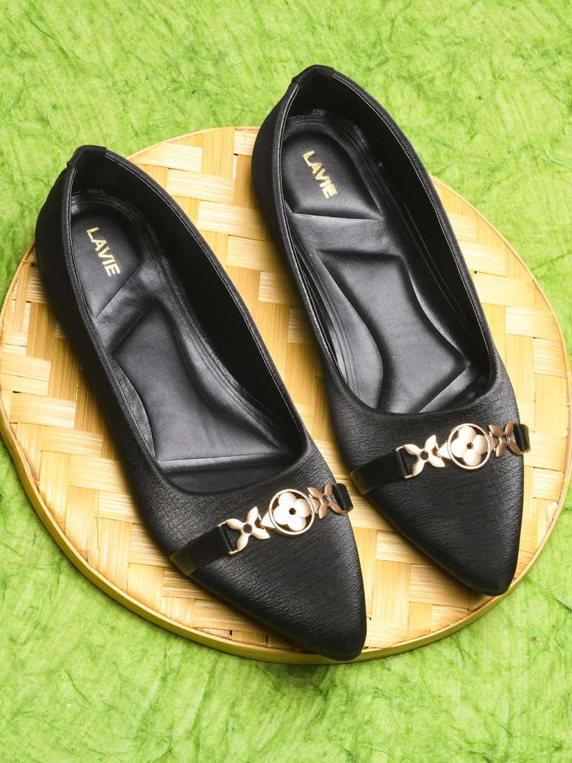 Lavie ballerinas store